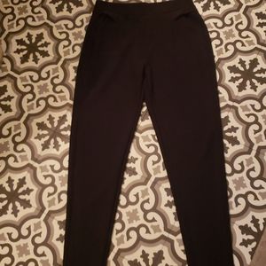 EUC 90% poly 10% spandex black pants